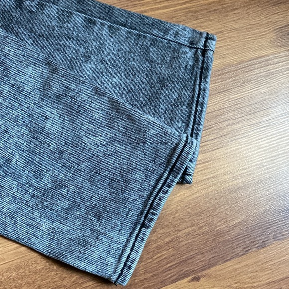 33x32 Black-wash American Eagle Flex Jeans - Picture 3 of 13